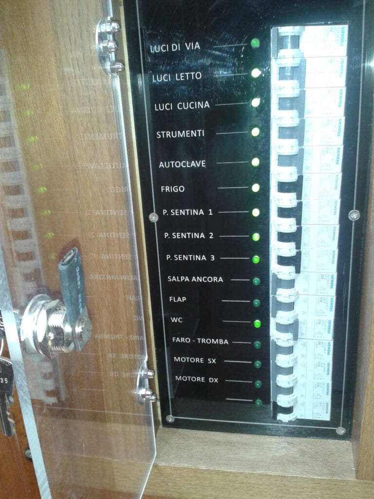 Cable and connection detail on board